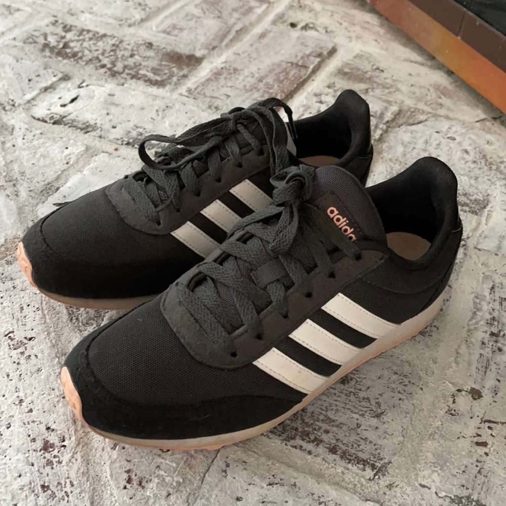 Adidas tennis shoes